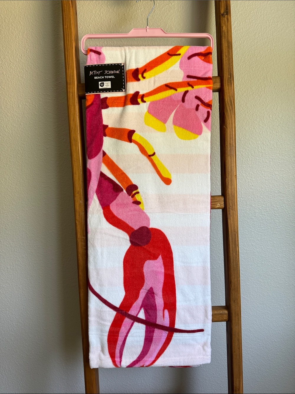 🦞🌴 Betsey Johnson Lobster Beach Towel – Bright, Playful & Summer Ready! 🌴🦞 - Picture 8 of 8